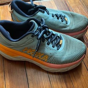 Hoka One One Bondi 7